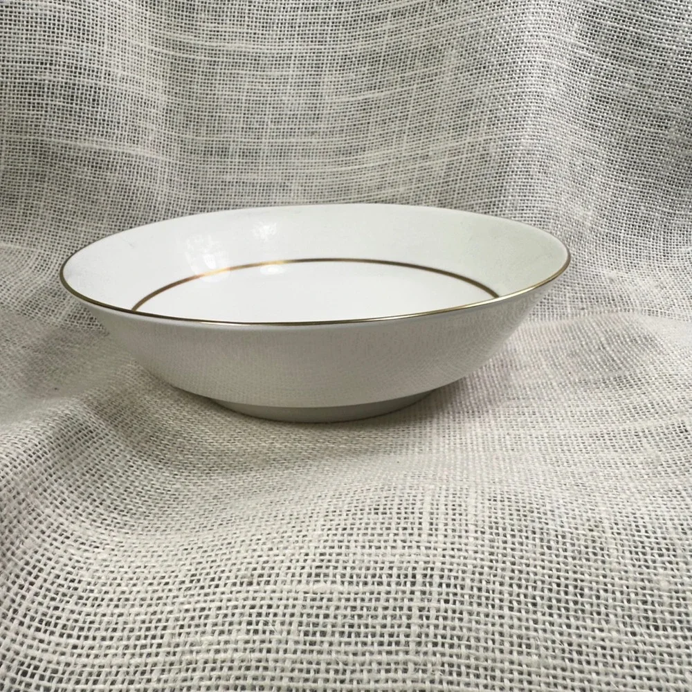 Mikasa Hunter 112 Vegetable Serving Bowl 8.5